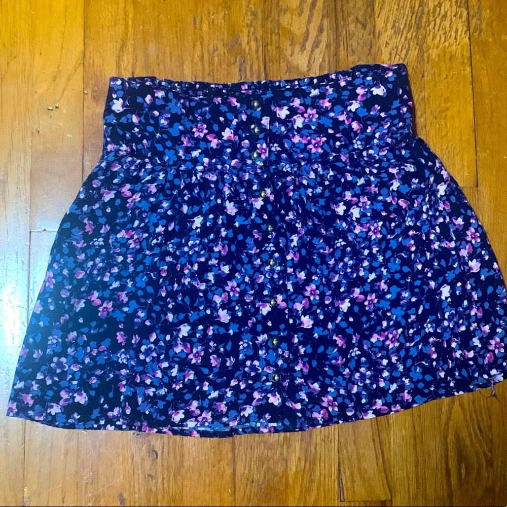 3/$20💖 button Front mini skirt
